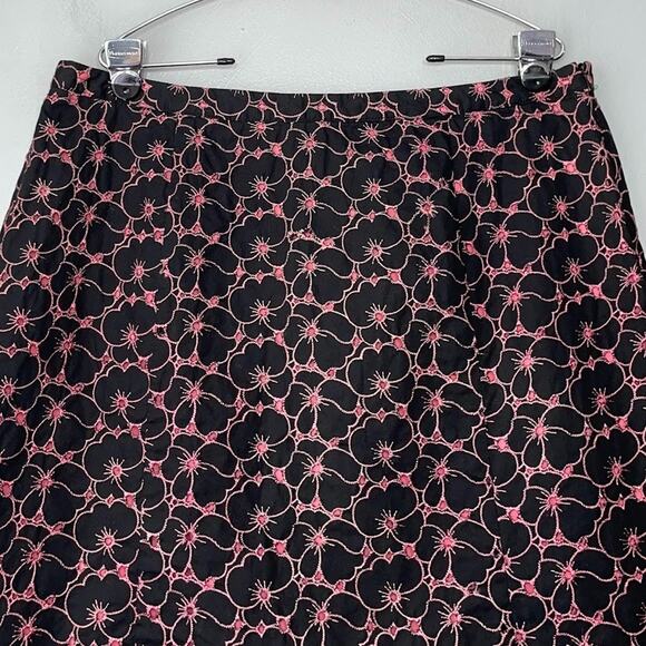 Fashion Bug Size 18 Black Pink Embroidered Eyelet Skirt Dark Whimsigoth Romantic - Picture 2 of 8
